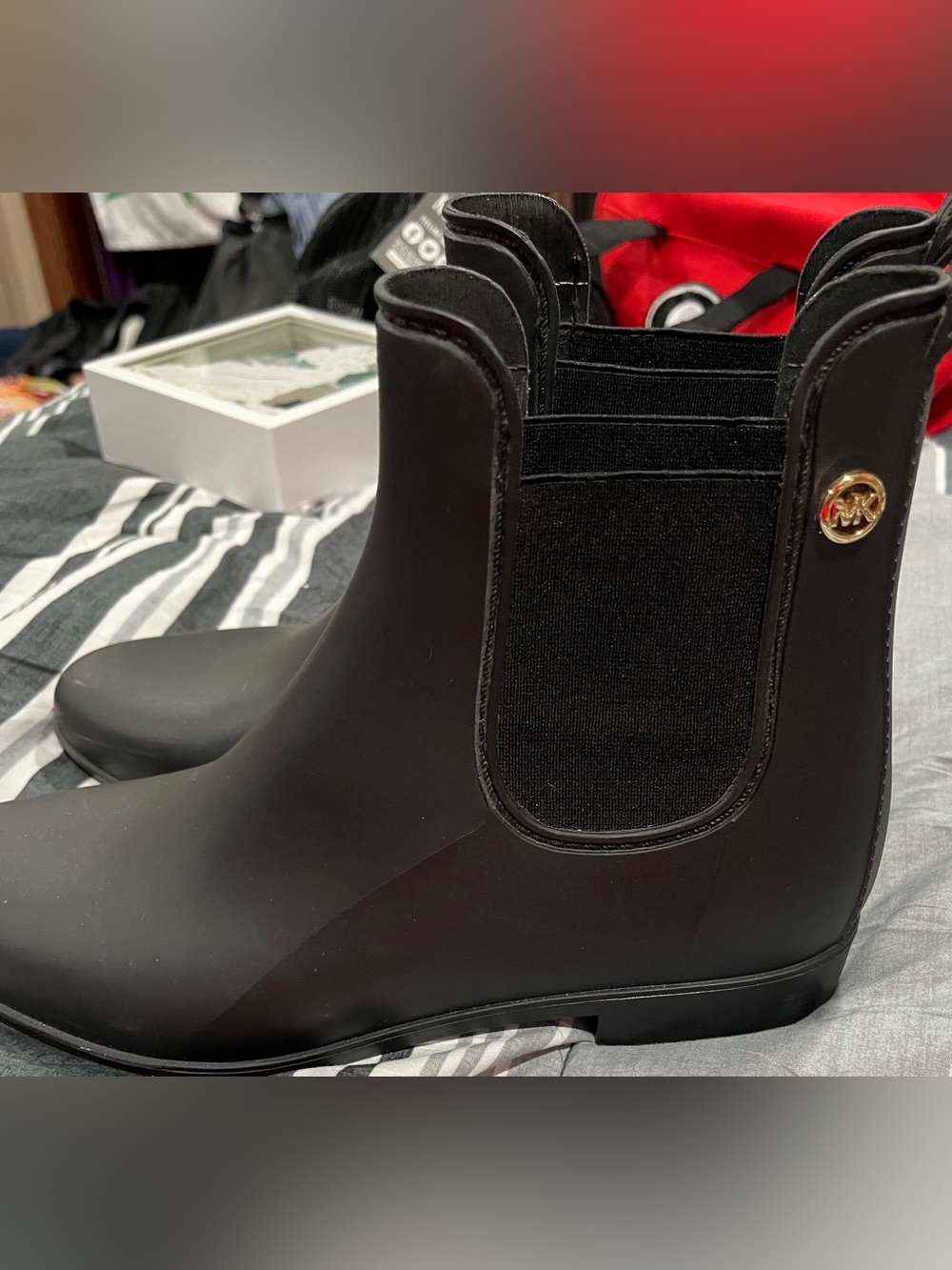 Michael Kors women Black Chukka Rain Boots - Slip-On Chelsea Style